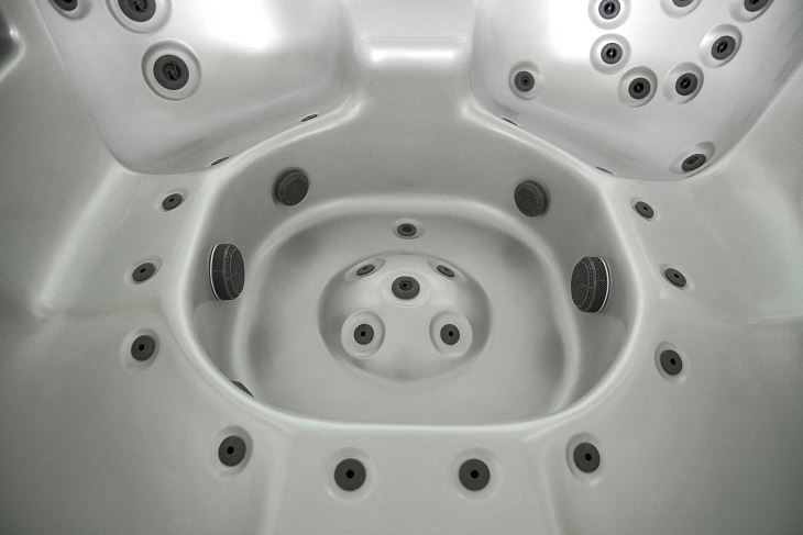 6A00 Spas And Pools Manufacturer