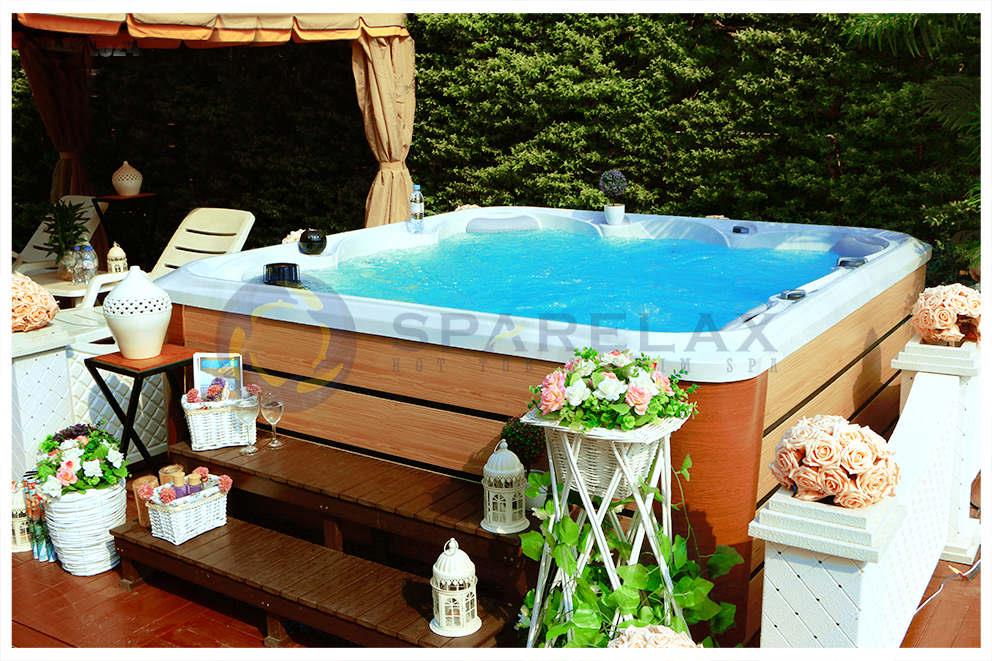 hottub1 hottub1