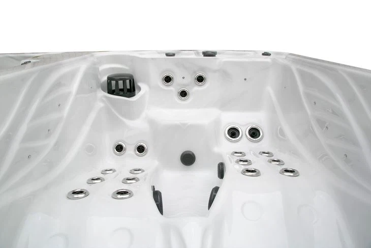 5.7 Meters Outdoor Whirlpool Spa